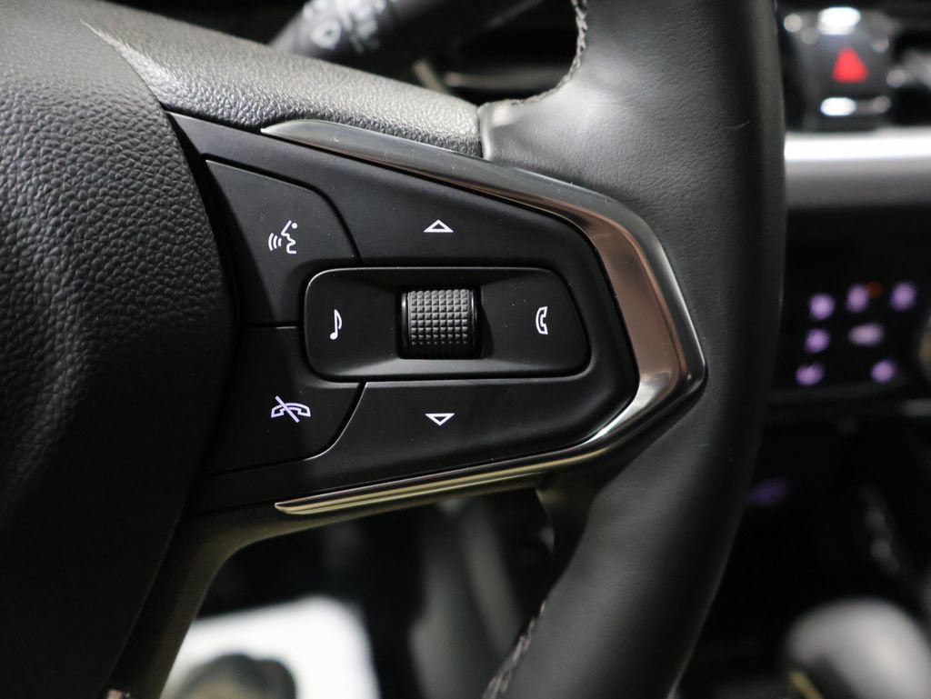 Used 2024 Chevrolet TrailBlazer LT w/ Convenience Package image 35