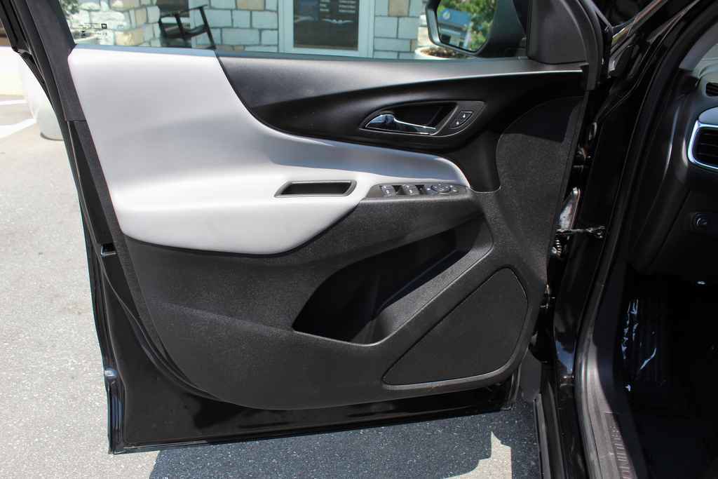 Used 2024 Chevrolet Equinox LS w/ LS Convenience Package FWD image 10