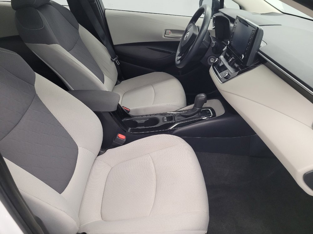 Used 2022 Toyota Corolla LE FWD image 21