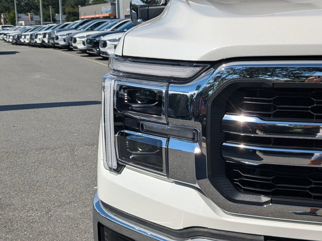 New 2025 Ford F150 Lariat w/ Equipment Group 502A High image 9