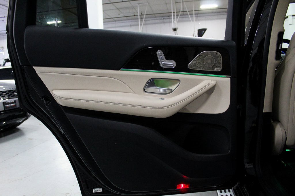 Used 2021 Mercedes-Benz GLS 580 4MATIC image 42