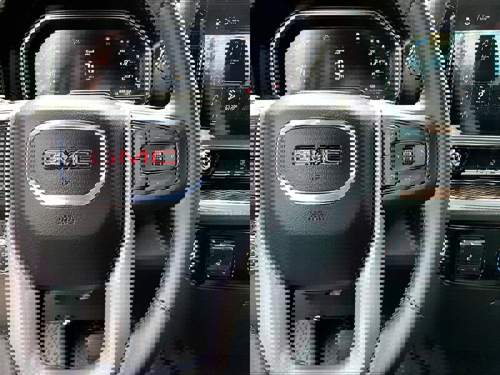 Used 2025 GMC Sierra 2500 SLE w/ SLE Convenience Package image 24