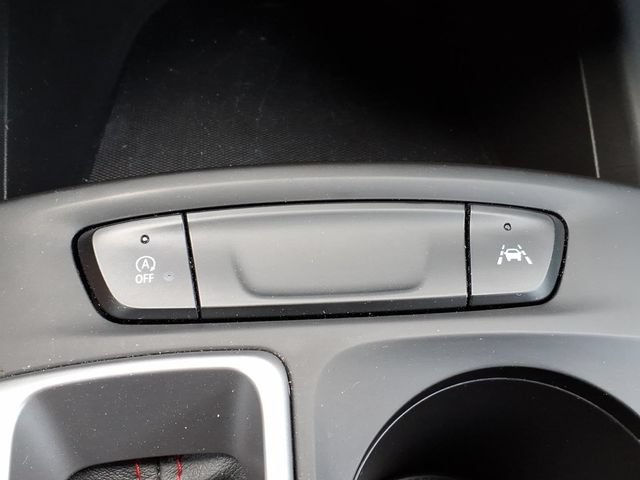 Used 2024 Chevrolet Trax RS w/ Sunroof Package FWD image 24