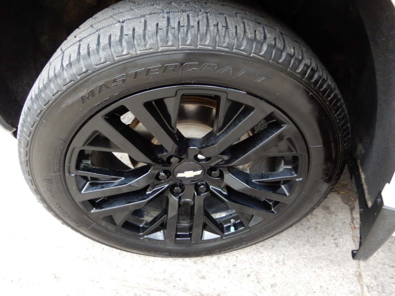 Used 2022 Chevrolet Silverado 1500 LT w/ Leather Package image 22