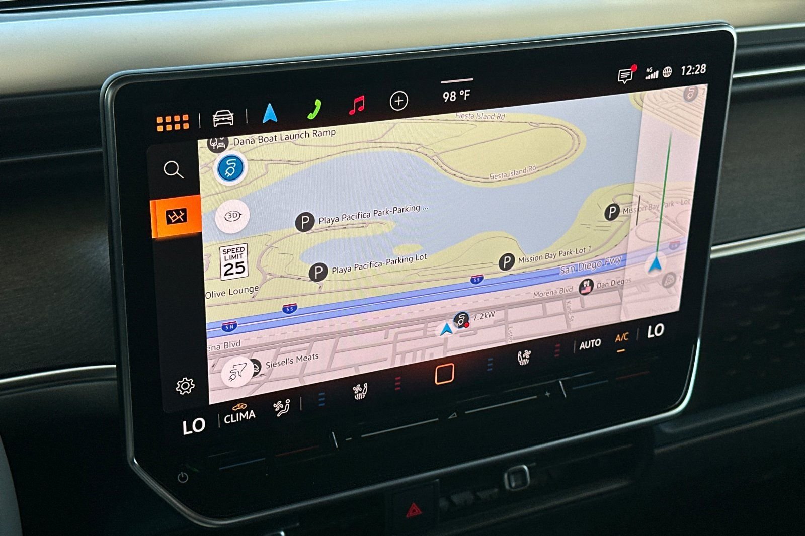 New 2025 Volkswagen ID. Buzz Pro S RWD image 20
