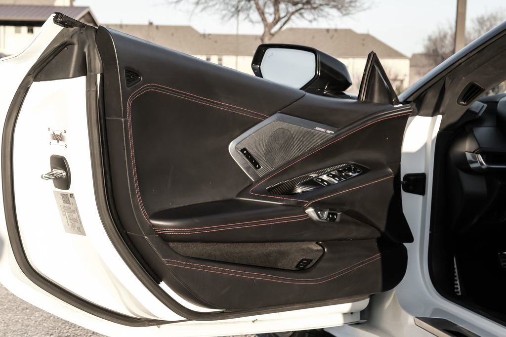 Used 2022 Chevrolet Corvette Stingray Premium Conv w/ Z51 Performance Package RWD image 42