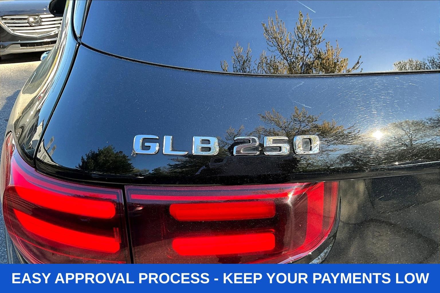 Used 2025 Mercedes-Benz GLB 250 image 30