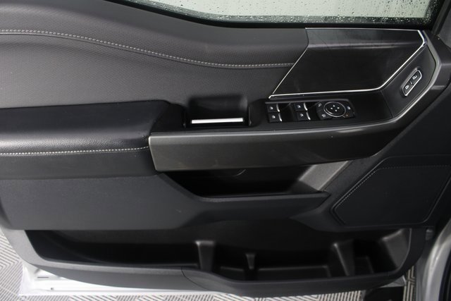 Used 2022 Ford F150 XLT w/ Equipment Group 302A High image 13