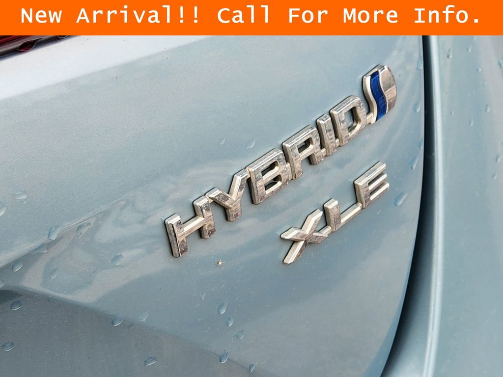 Used 2021 Toyota Prius XLE w/ Advanced Technology Package AWD/4WD image 7