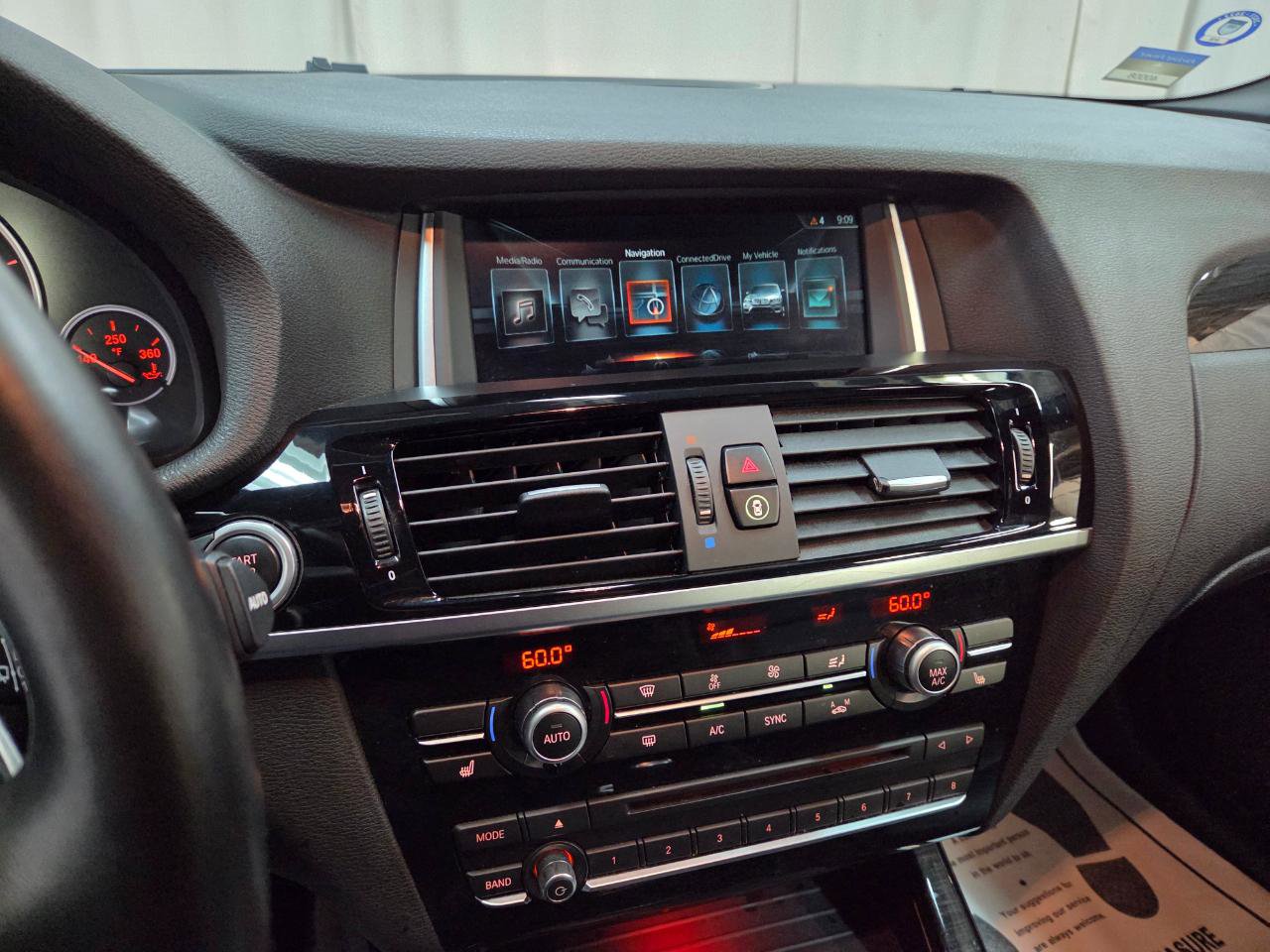 Used 2017 BMW X3 xDrive28i AWD/4WD image 18