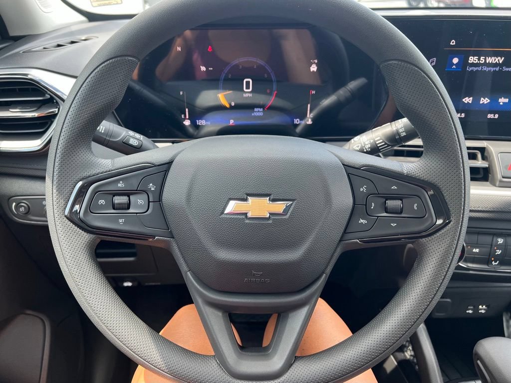 New 2026 Chevrolet TrailBlazer LS FWD image 11