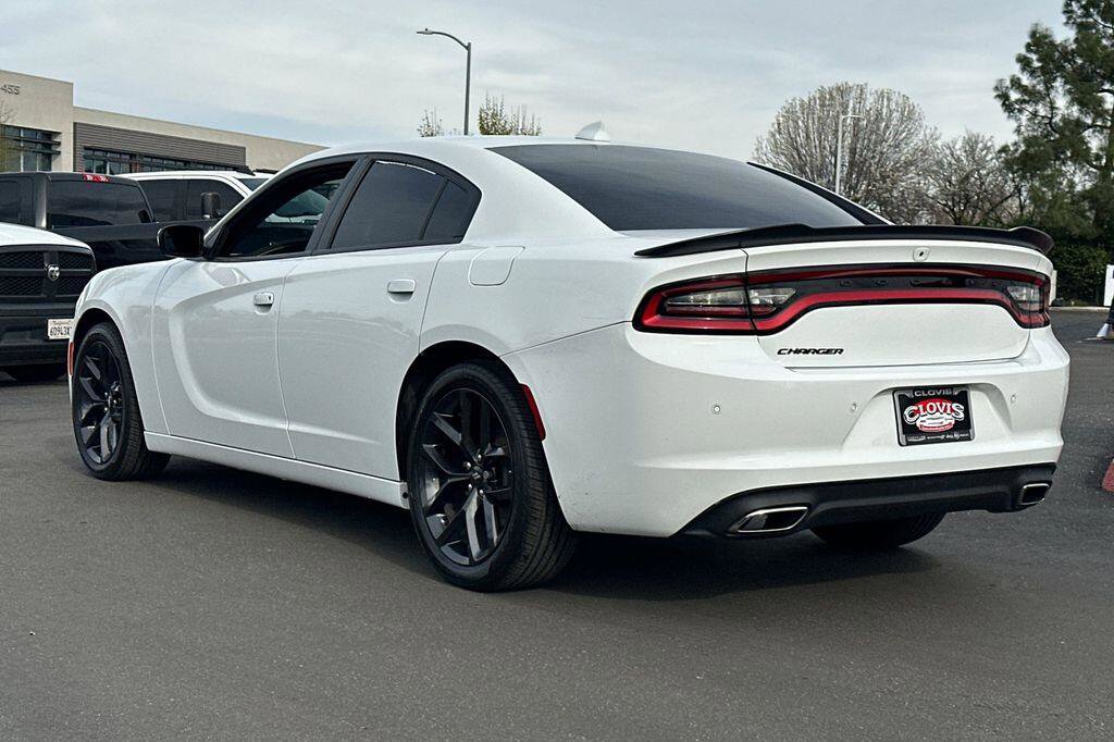 Used 2023 Dodge Charger SXT w/ Blacktop Package image 6