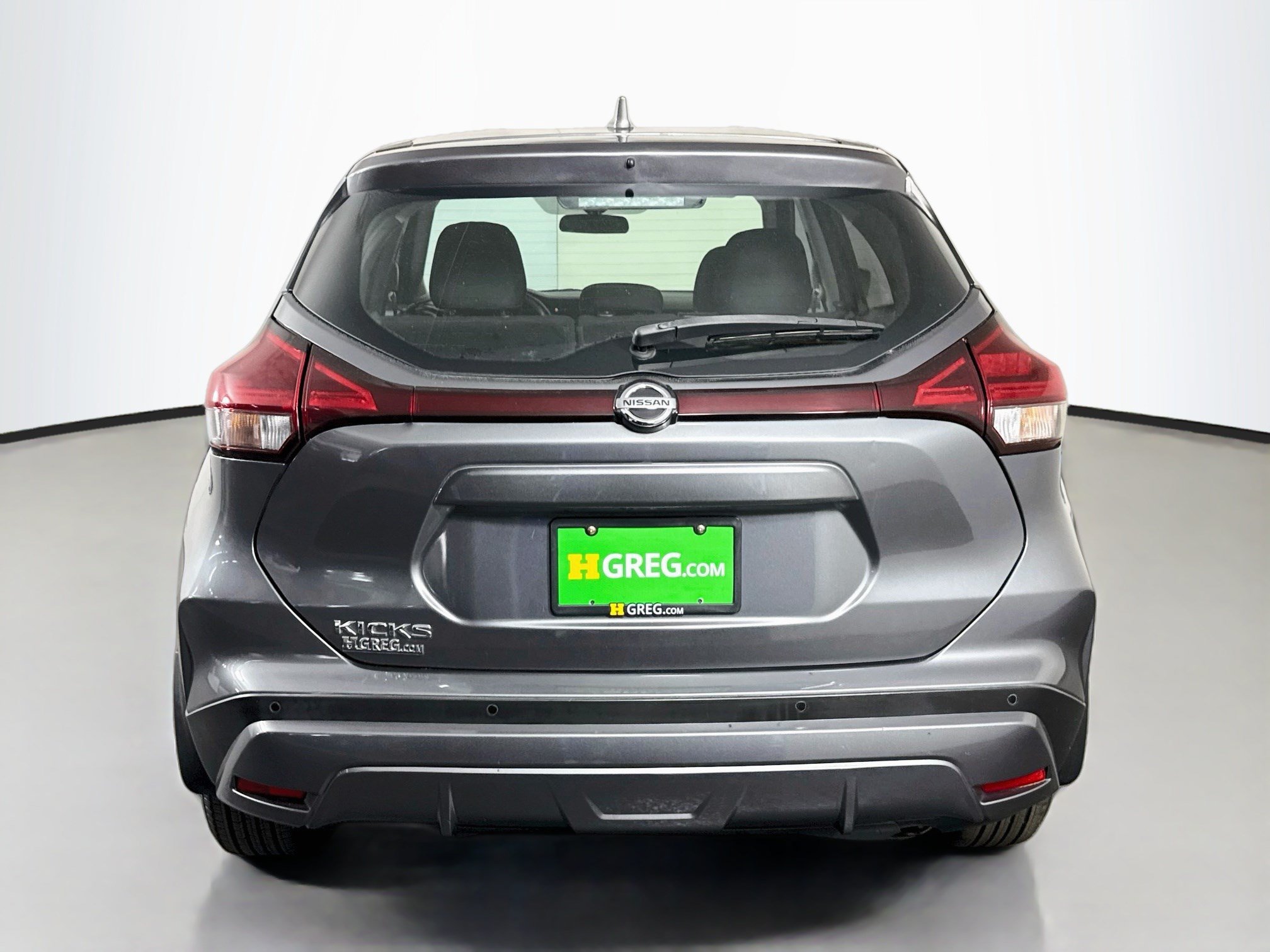 Used 2021 Nissan Kicks S FWD image 8