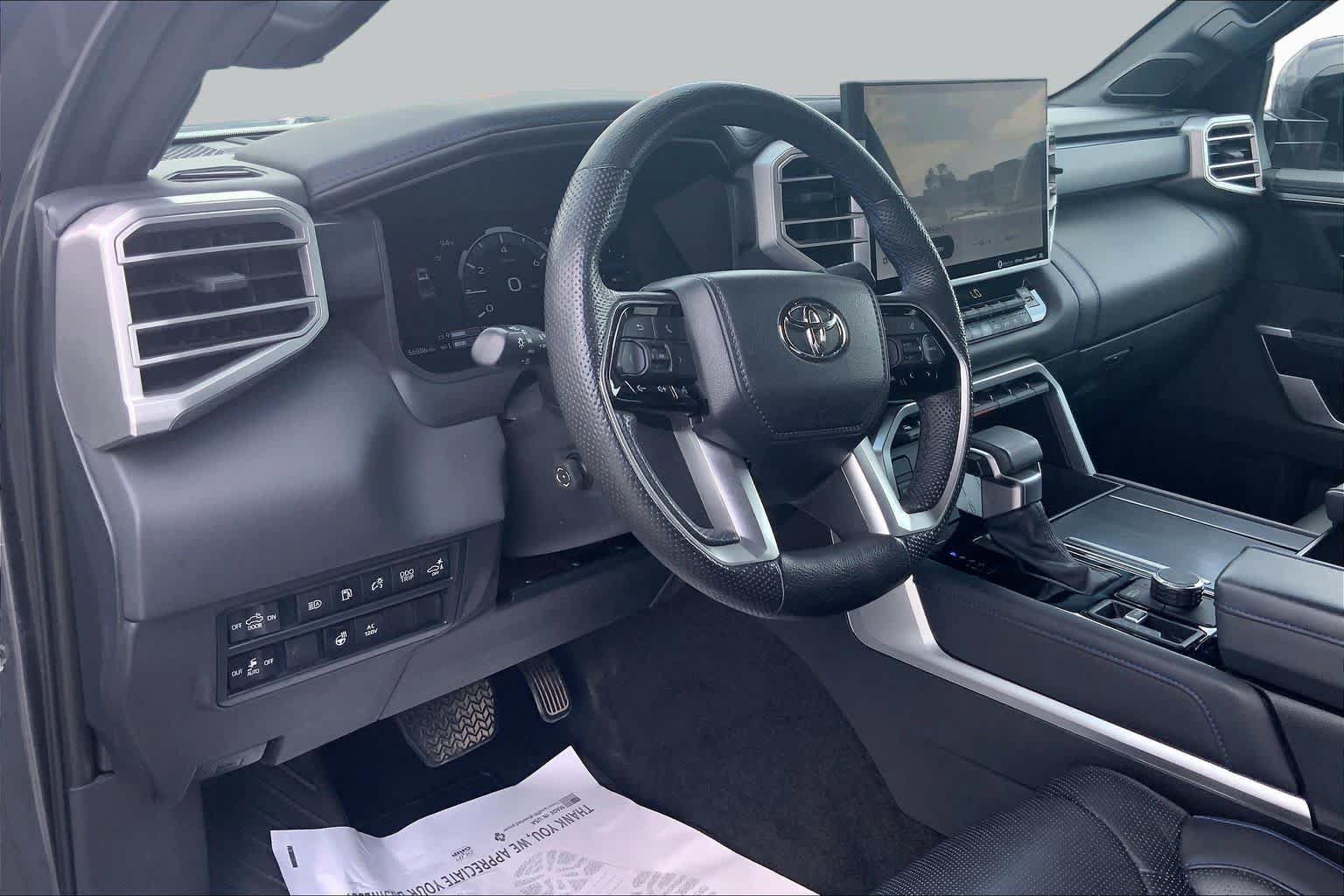 Used 2024 Toyota Tundra Platinum AWD/4WD image 18