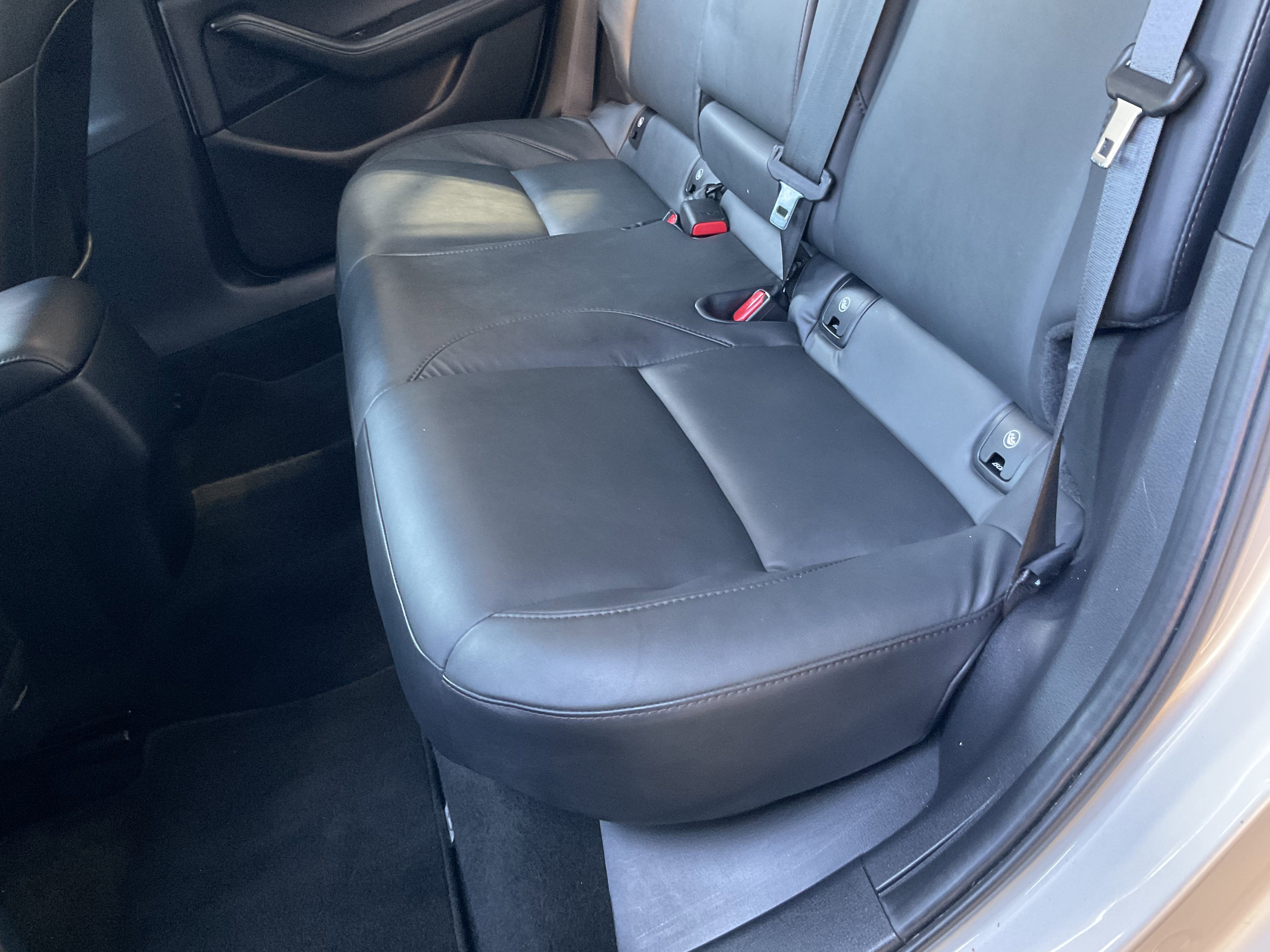 Used 2024 MAZDA MAZDA3 s FWD image 31