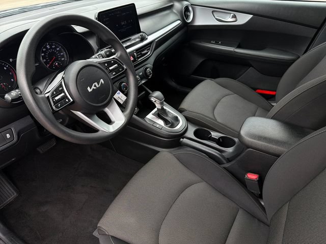 Used 2024 Kia Forte LX FWD image 11