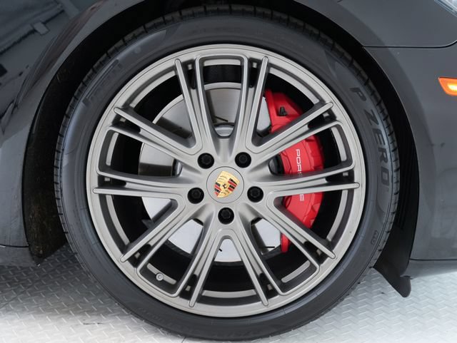 Certified 2020 Porsche Panamera GTS AWD/4WD image 40