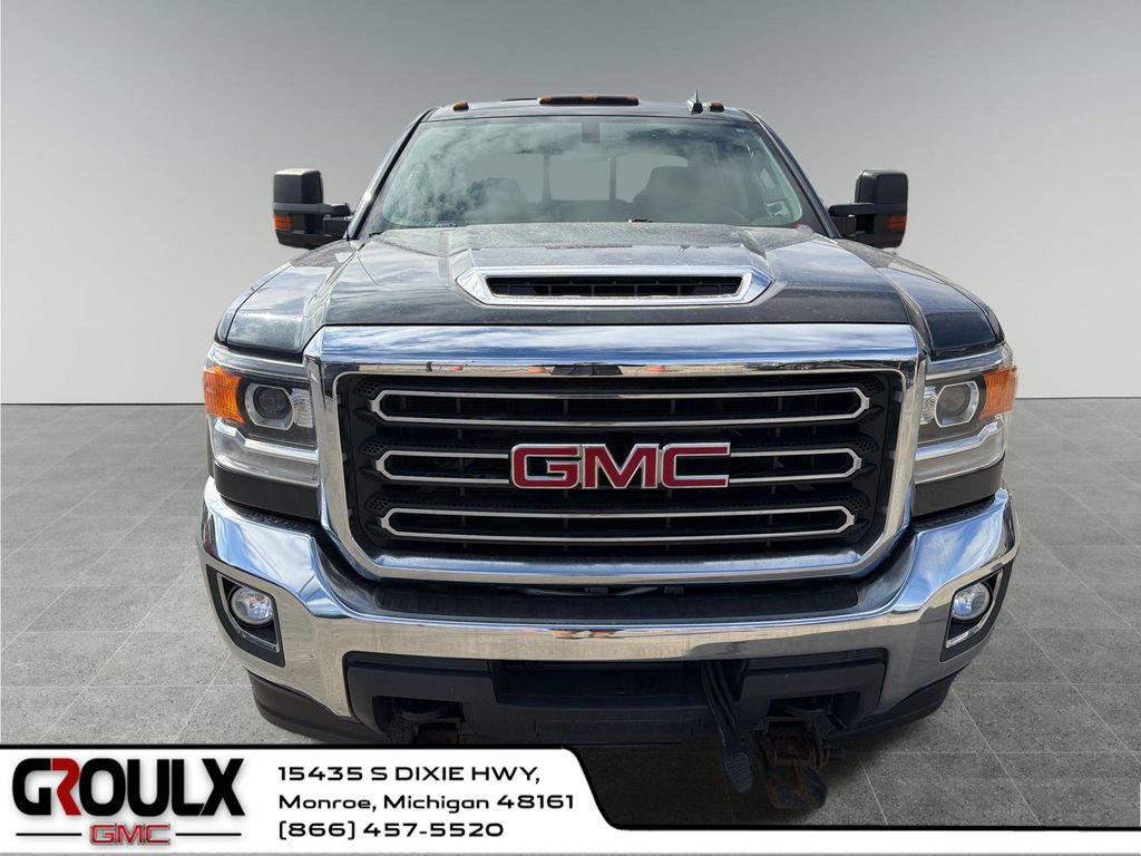 Used 2017 GMC Sierra 2500 SLE w/ SLE Preferred Package image 9