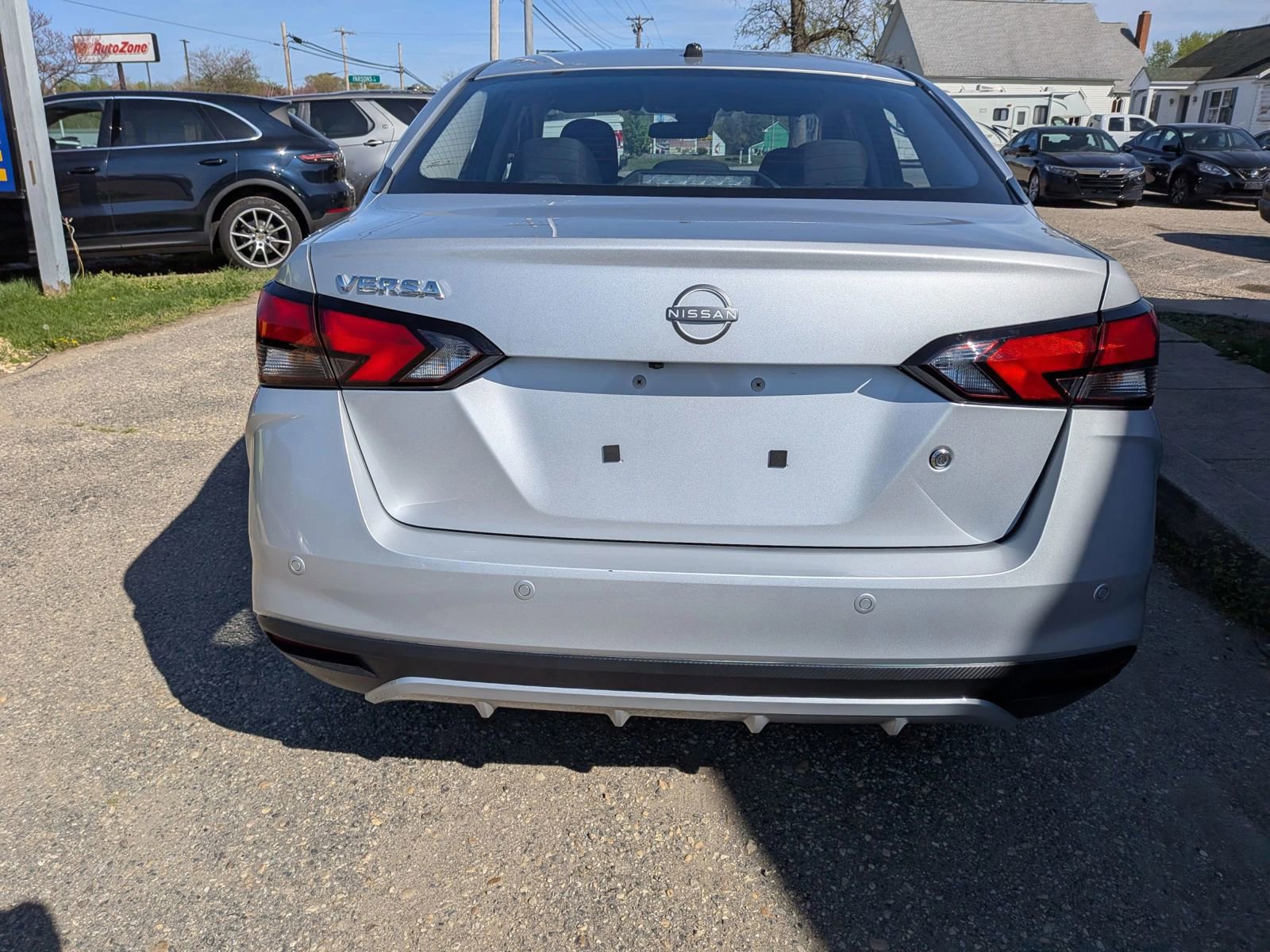 Used 2025 Nissan Versa S image 5