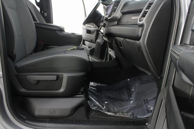 Used 2024 RAM 2500 Big Horn w/ Bed Utility Group image 19