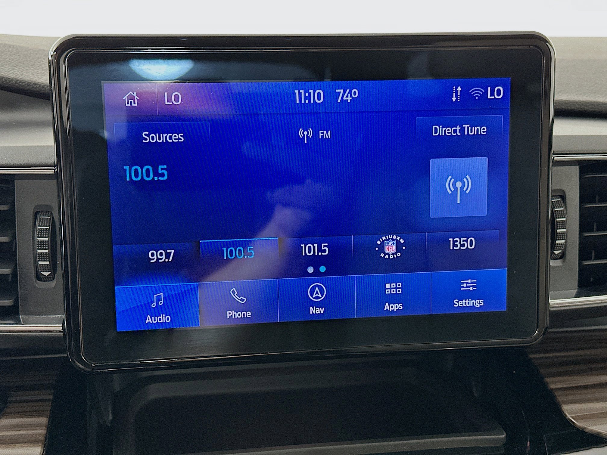 Used 2022 Ford Explorer Limited image 21