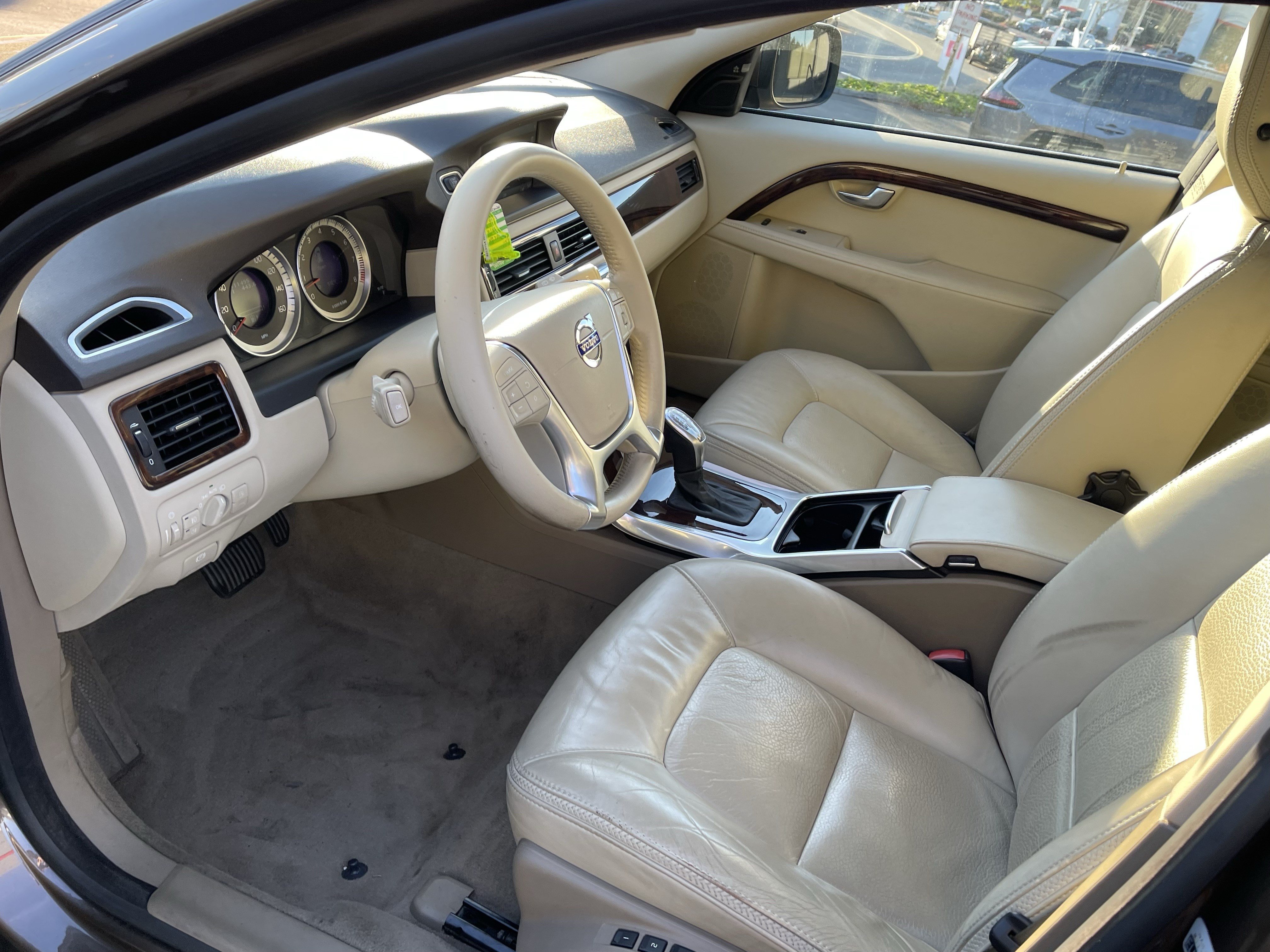 Used 2013 Volvo XC70 T6 AWD/4WD image 9