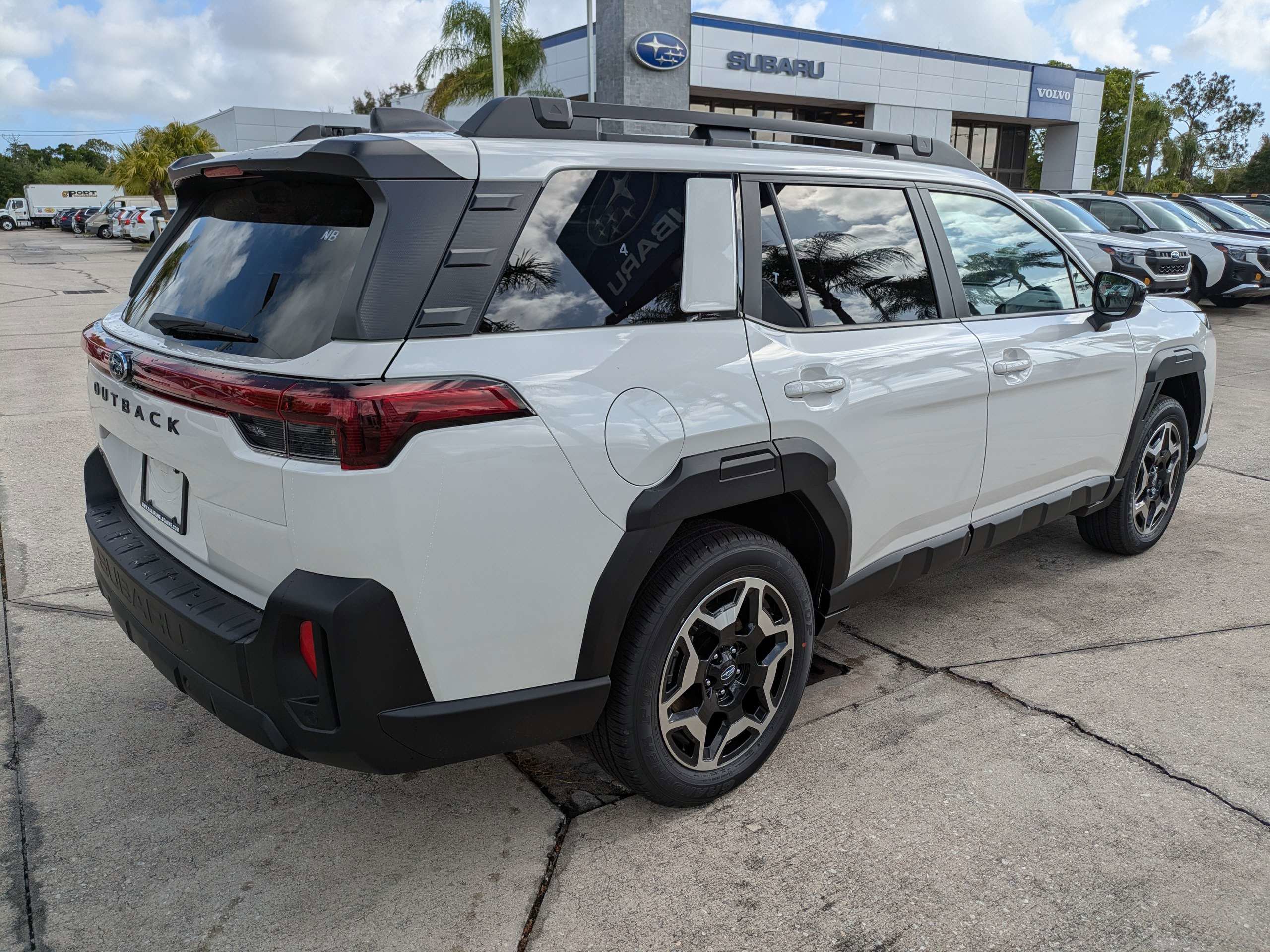 New 2026 Subaru Outback Touring AWD/4WD image 4