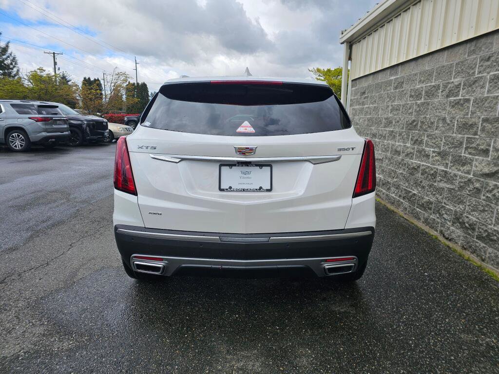 New 2026 Cadillac XT5 Premium Luxury w/ LPO, Floor Liner Package AWD/4WD image 5