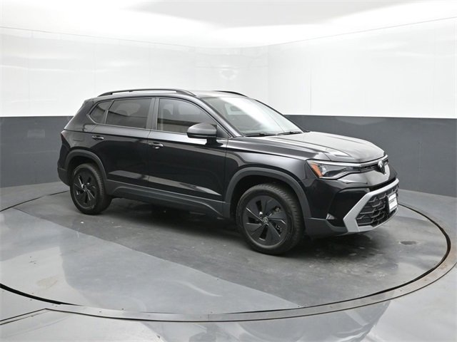 New 2025 Volkswagen Taos S image 17