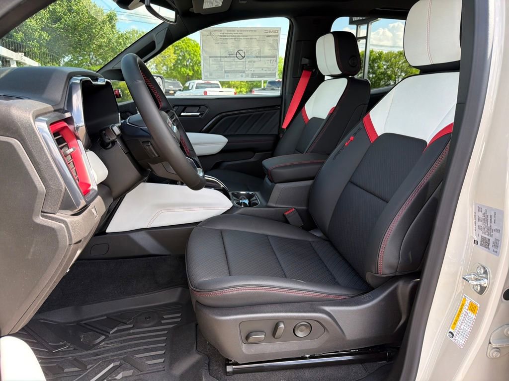 New 2026 GMC Canyon AT4X image 15