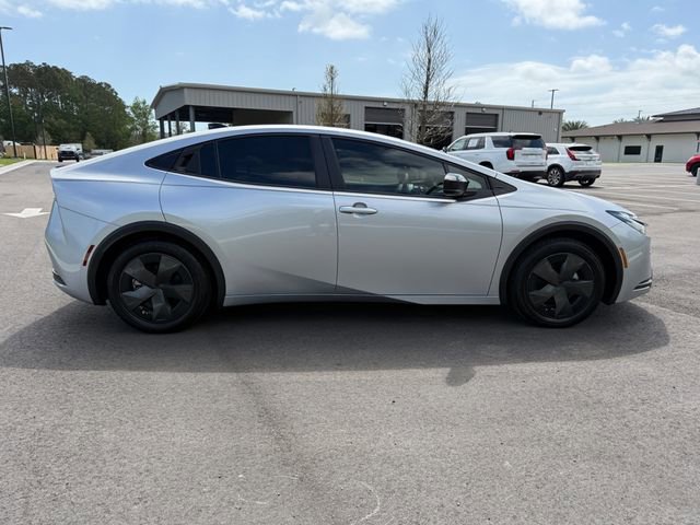 Used 2026 Toyota Prius LE image 5