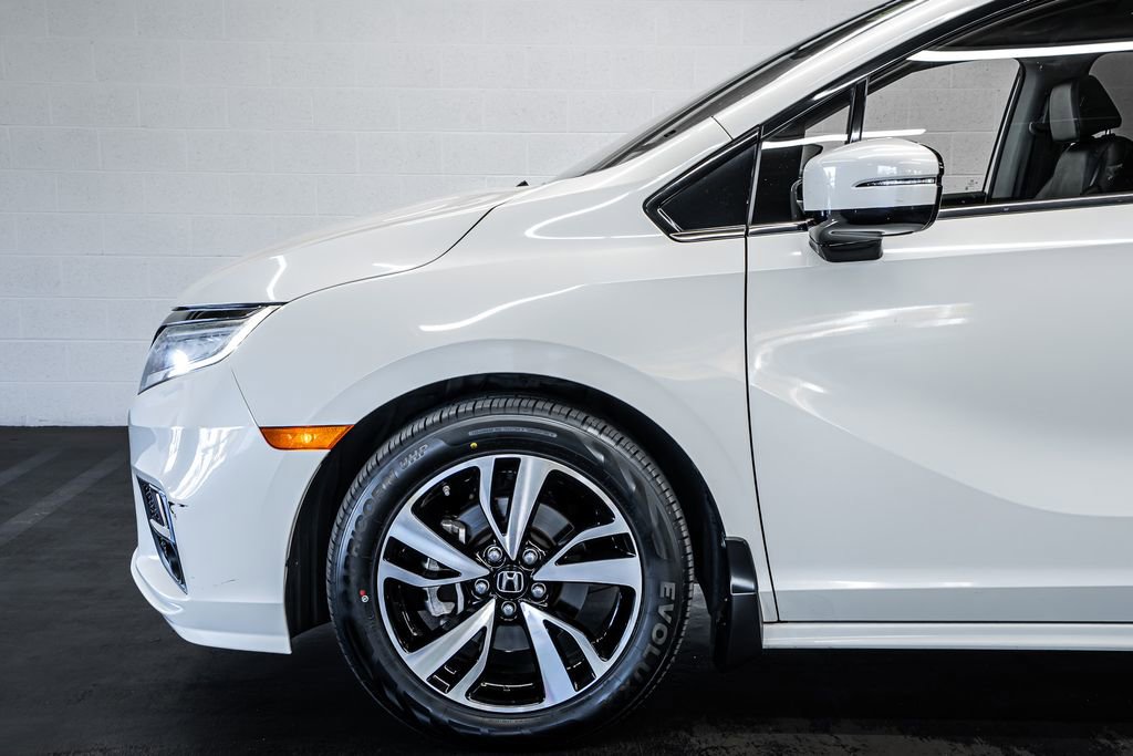 Used 2019 Honda Odyssey Elite image 12