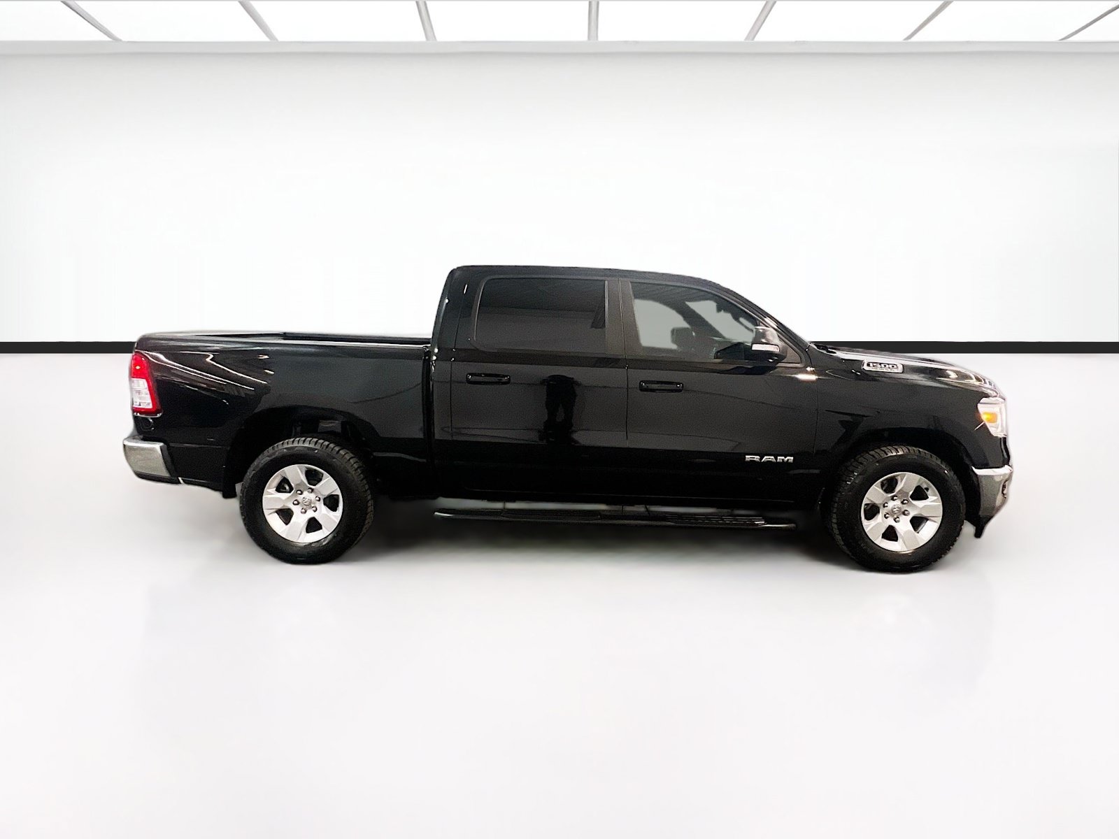 Used 2021 RAM 1500 Big Horn RWD image 23