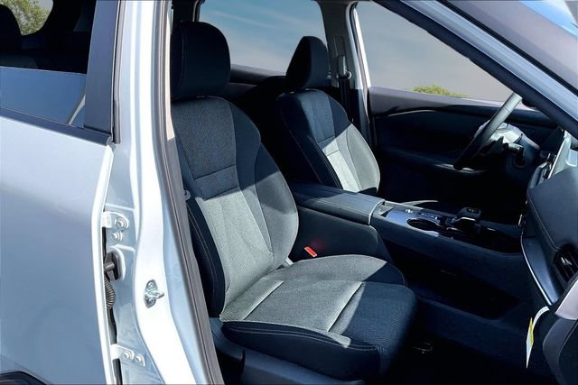 New 2026 Nissan Rogue SV FWD image 9