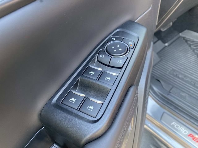 Used 2025 Ford Ranger Raptor image 18