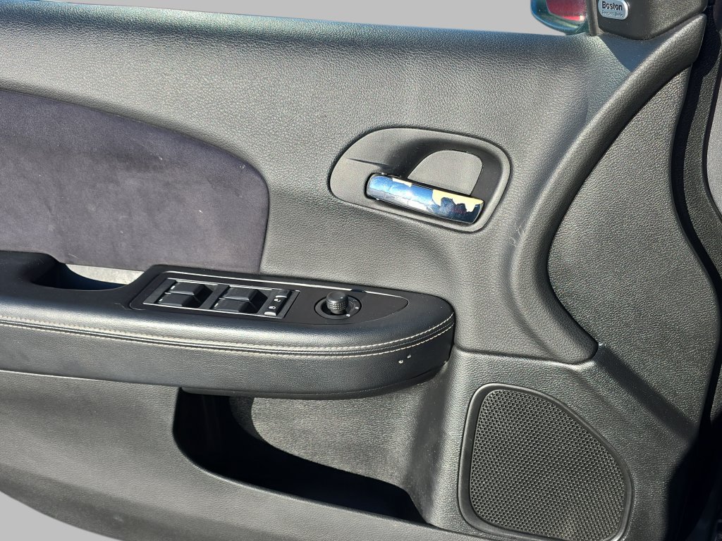 Used 2012 Chrysler 200 S FWD image 26