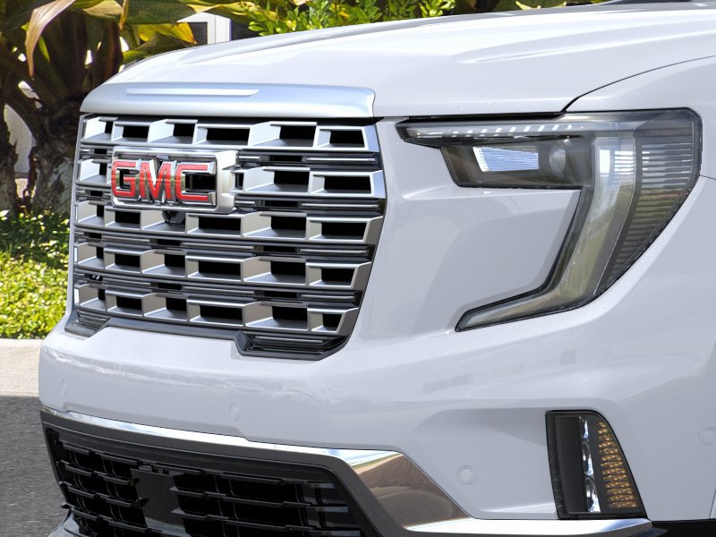 New 2027 GMC Acadia Denali w/ Denali Reserve Package FWD image 13