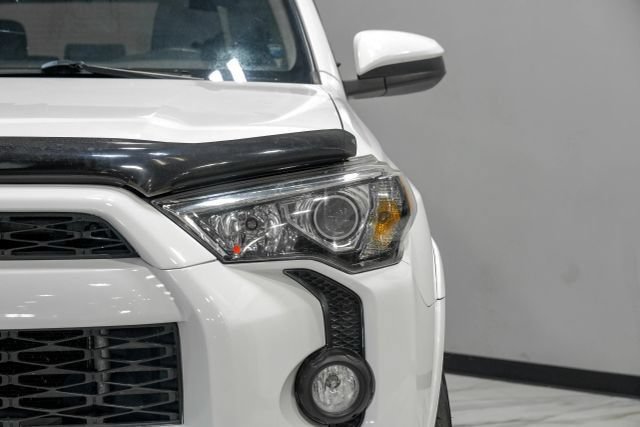 Used 2017 Toyota 4Runner SR5 RWD image 60