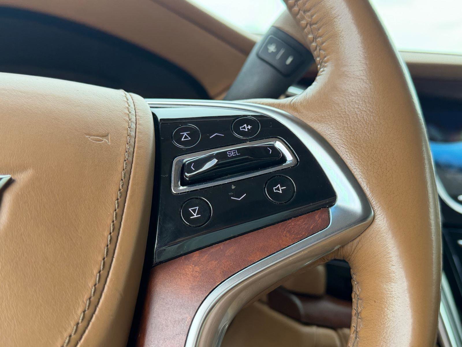 Used 2016 Cadillac Escalade Platinum AWD/4WD image 26