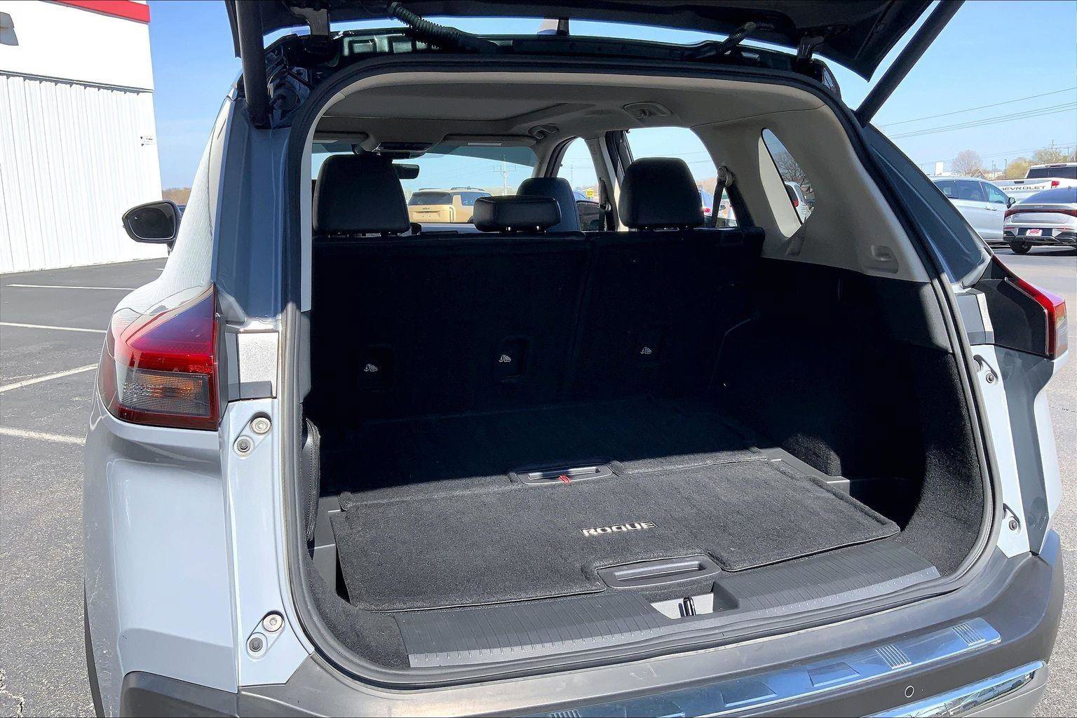 Used 2023 Nissan Rogue Platinum w/ Platinum Premium Package image 27