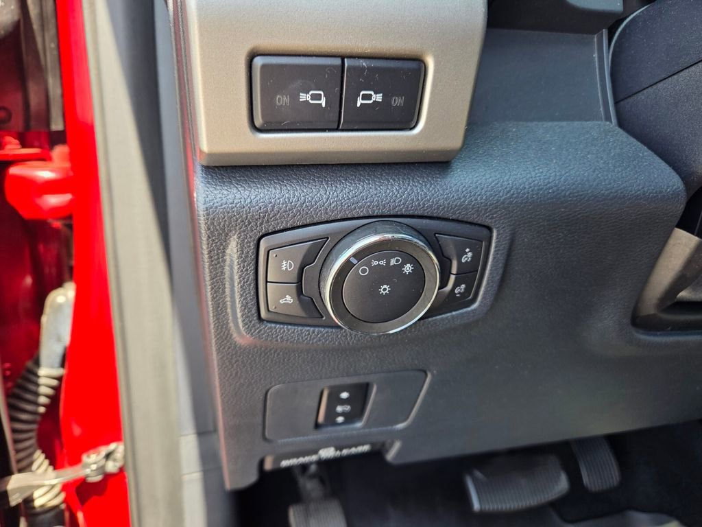 Used 2022 Ford F250 Lariat w/ Lariat Value Package image 26