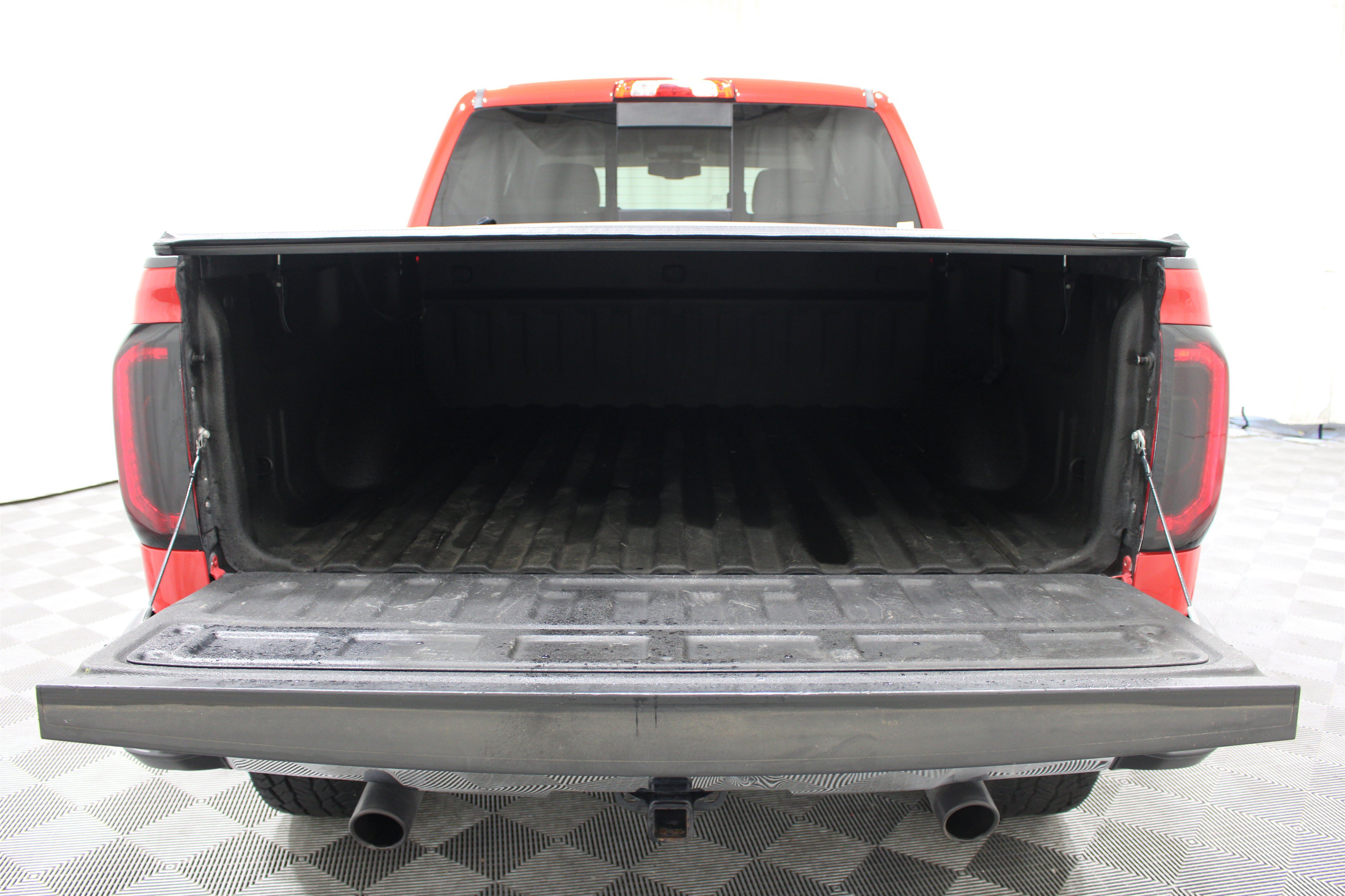 Used 2016 GMC Sierra 1500 SLT w/ SLT Preferred Package AWD/4WD image 20