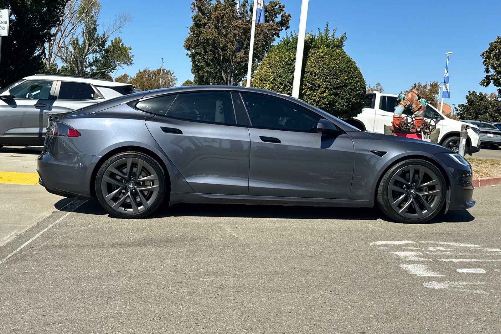 Used 2021 Tesla Model S Plaid AWD/4WD image 3