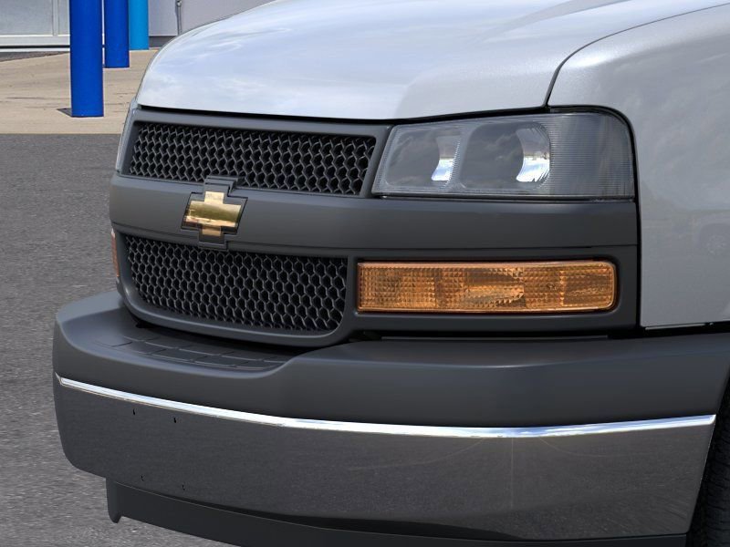 New 2026 Chevrolet Express 2500 RWD image 14