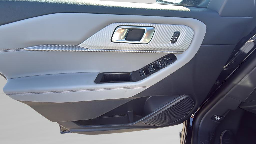New 2026 Ford Explorer Active image 14