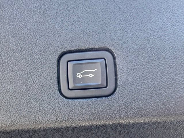 Used 2021 Cadillac XT6 Premium Luxury w/ LPO, Floor Liner Package AWD/4WD image 39