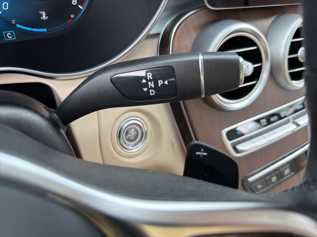Used 2021 Mercedes-Benz GLC 300 4MATIC image 30