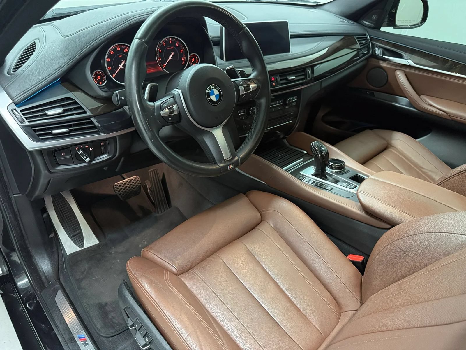 Used 2017 BMW X6 xDrive50i AWD/4WD image 11