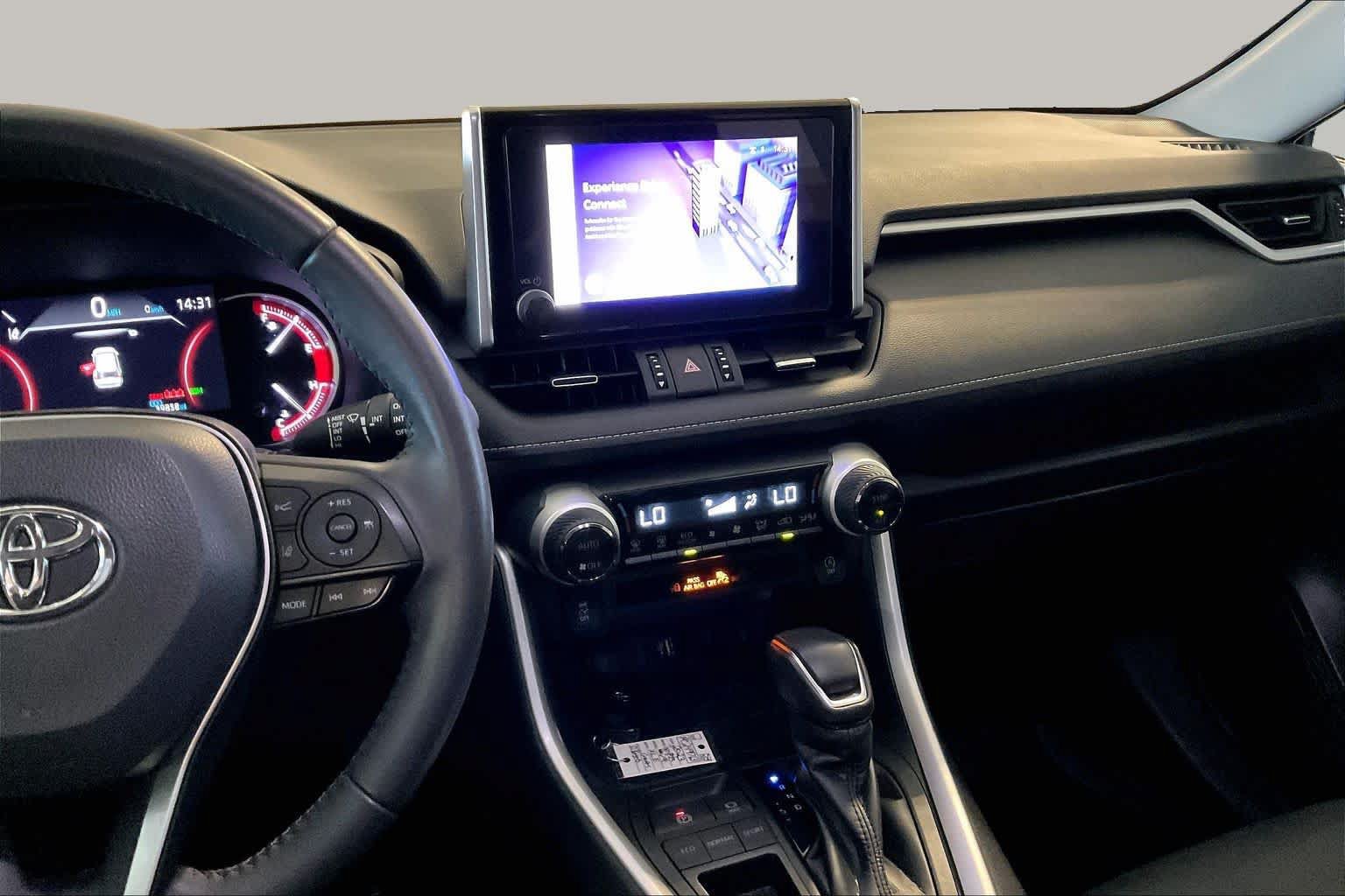 Used 2023 Toyota RAV4 XLE Premium FWD image 6