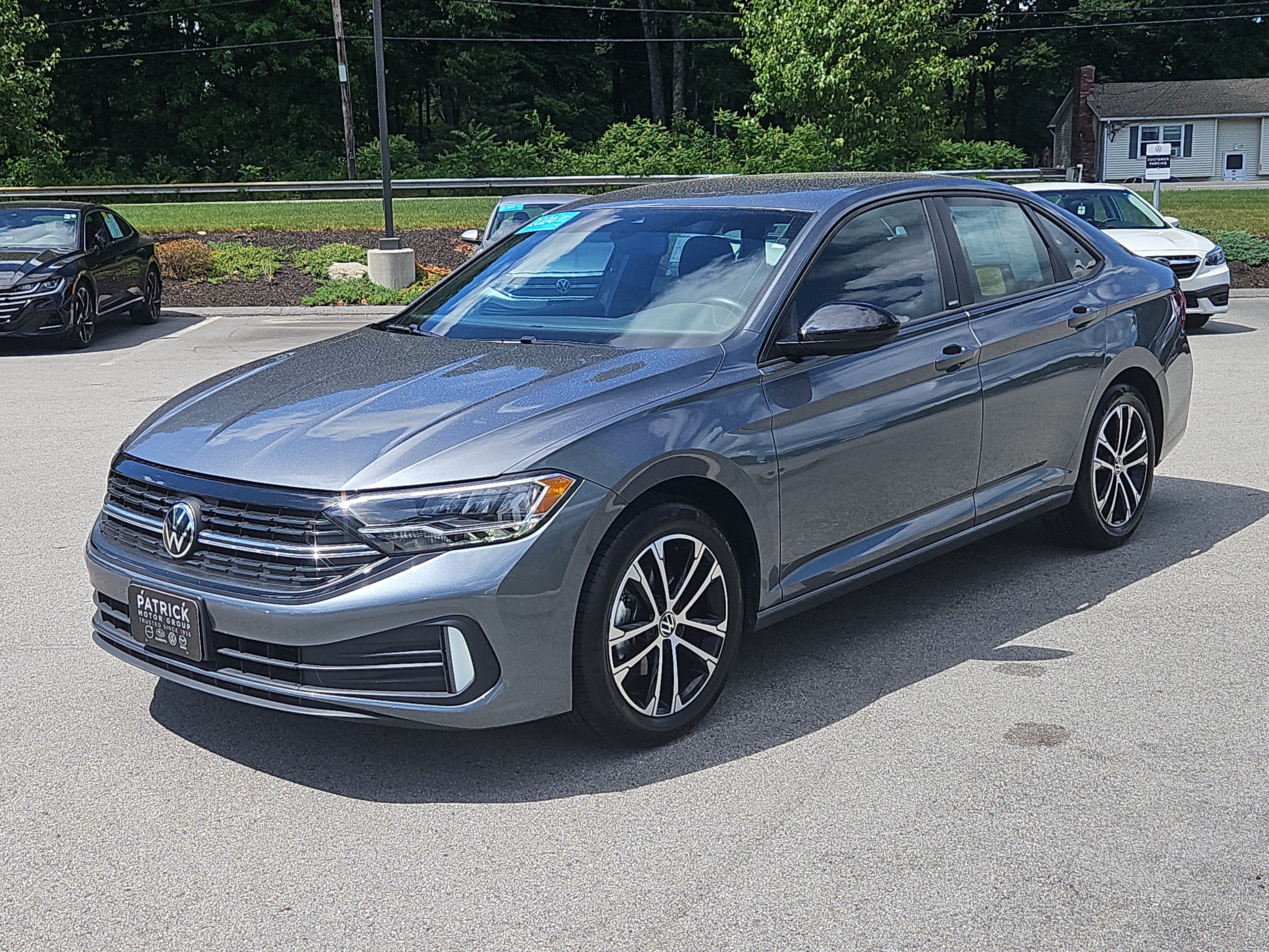 Certified 2024 Volkswagen Jetta Sport FWD image 4